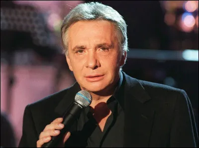 Complétez les paroles de la chanson "Une fille aux yeux clairs" de Michel Sardou : 
"Je n'imaginais pas les cheveux de ma mère
Autrement que gris-blanc.
Avant d'avoir connu cette fille aux yeux clairs
Qu'elle était à  ans".