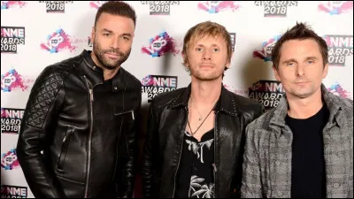 Dans quelle chanson de Muse peut-on entendre la phrase "l'amour est notre r&eacute;sistance" ?