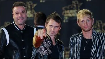 Dans quelle chanson de Muse peut-on entendre un homme demander &agrave; une femme de le suivre pour la prot&eacute;ger car sinon elle se fera tuer ?