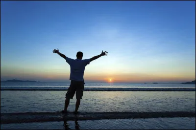 ''Homme libre, toujours tu chériras la mer''. De quel poète sont ces vers ?