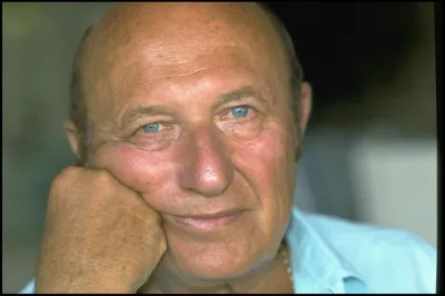 Cet écrivain principalement connu pour les aventures du commissaire San-Antonio, c'est ... Dard.