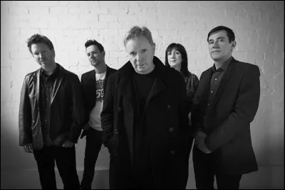 Les autres membres du groupe créent alors un nouveau groupe en 1980 :