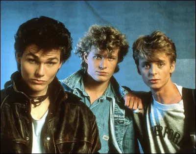 En quelle année est sortie la célèbre chanson "Take on Me" du groupe norvégien A-ha ?
