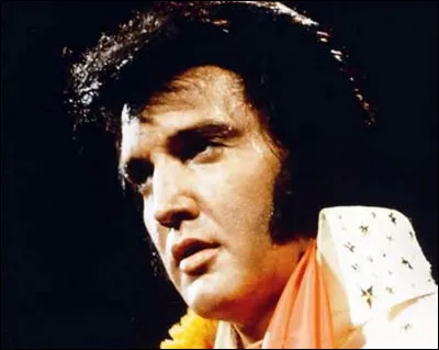 Qui est cet Elvis, chanteur et acteur américain, icône majeure du XXe Siècle, mort en 1977 ?