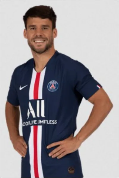 Essayez de retrouver son nom parmi ces joueurs !