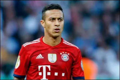 Retrouvez l'identité de ce footballeur !