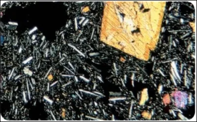 Quelle est la roche ci-dessus ?