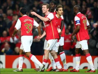 Son trs ancienne et profonde rivalit existe avec le club de...