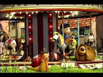 En 1664, Louis XIV a donné une grande fête pour célébrer la beauté des jardins du château de Versailles et de sa propre grandeur. Cette fête avait le nom de...