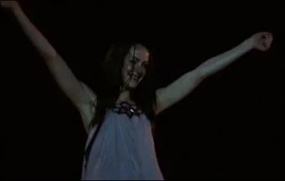 La vieille de leur dpart, Amy, ivre morte, 'trompe' Jeff en flirtant avec quel autre personnage ?