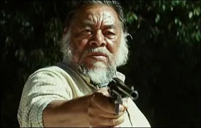 Quel est le premier personnage  se faire tuer dans cette histoire ?