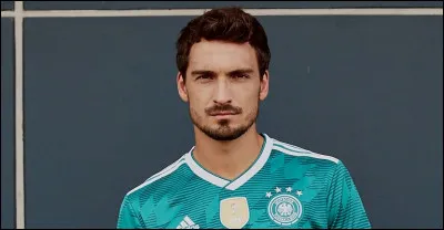 Qui est ce défenseur ?