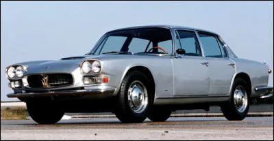 Quelle est cette berline de grand tourisme du constructeur italien Maserati ?