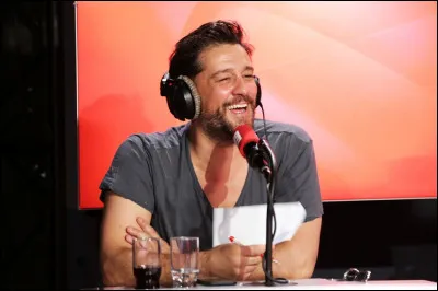 De quel défaut de l'humoriste Titoff les Grosses Têtes se moquent-elles régulièrement ?