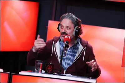 Quel est le prénom de Laugérias, le spécialiste des langues ?