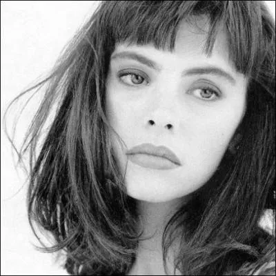 Mathilda May s'est impose comme l'un des grands sex-symbol franais des annes 80. Dans lequel de ces films n'est-elle pas apparue ?