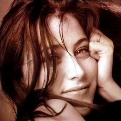 Valeria Bruni-Tedeschi incarne souvent des personnages  fleur de peau. Mais elle a aussi particip  des films plus lgers o on la dcouvre sexy et souriante. Dans quel film n'a-t-elle pas jou ?