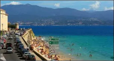 Quelle est la préfecture de la Corse-du-Sud ?