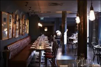 15 est le nom d'un restaurant de Londres ouvert par le célèbre chef Jamie Oliver.