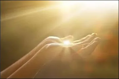 Pour trouver la source de lumière, il faut...