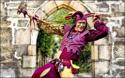 Les didascalies sont...