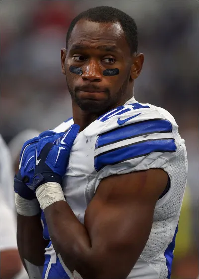 Dans quel sport s'illustre Joseph Randle ?