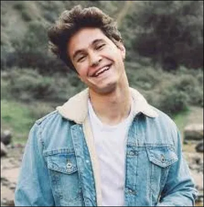 Michael Ronda joue le rôle de :