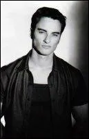 Il joue dans une série magique :