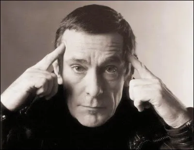 1979 > Après ce (petit) aperçu, uppercut : "Mamadou m'a dit" de [Chanteur ?], dans un tout autre registre. Mais, en 1979, il n'y avait plus de colonies, non ?