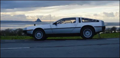 C'est un évènement inattendu qui a précipité la fin de votre carrière (1981-1983), de toute façon déjà impactée, et vous a empêché de profiter de la promotion faite par "Retour vers le futur (1985).
- J'enrage rien que de penser au succès que j'aurais enfin pu obtenir grâce à Spielberg… Mais, oui c'était…