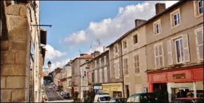 Ancienne commune Viennoise, Couh&eacute; se situe en r&eacute;gion ...