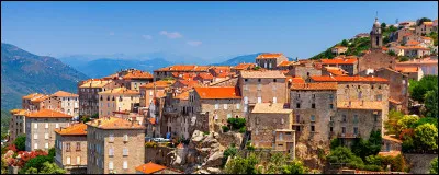 Quelle est la plage la plus proche de Sartène ?