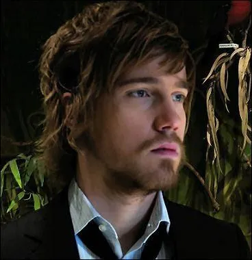 Qui est la petite amie de Julien Dor