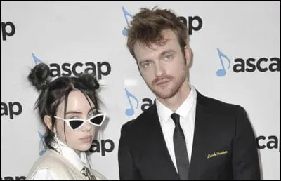 Comment s'appelle son frère ?