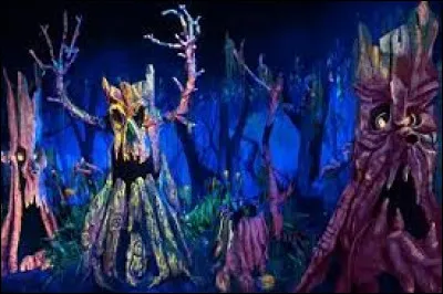 Quelle princesse Disney est effrayée par les formes menaçantes des arbres de la forêt ?