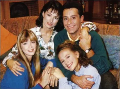 Qui est la sur d'Hélène ?