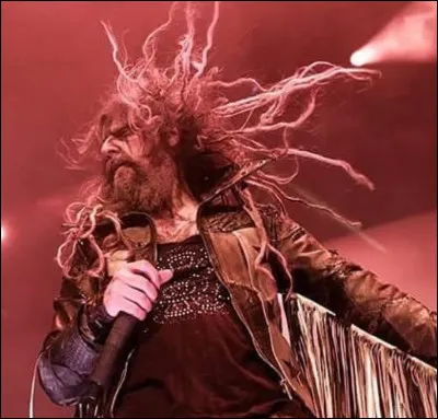Qui est ce chanteur américain et réalisateur de films d'horreur ?