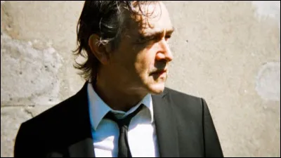 Tout récemment (2016), aucune salle ne veut le produire à Paris. "Il préfèrent programmer des gros cons comme [nom de 2 artistes]"