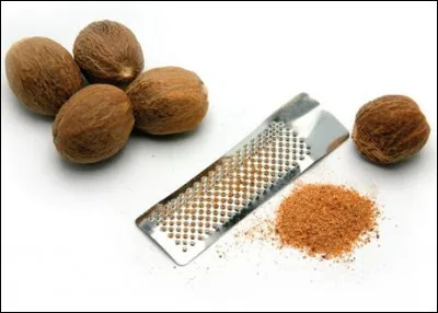 De quel arbre vient la noix de muscade ?