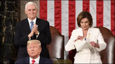 Comment s'appelle le discours annuel que le président des États-Unis prononce au Capitole afin d'exposer son programme de l'année aux deux chambres du parlement ?