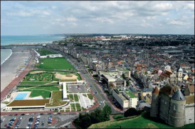 Ville normande, port sur la Manche, sous-préfecture du département de Seine-Maritime :