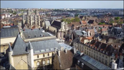 Capitale historique du duché de Bourgogne, chef-lieu de la région Bourgogne-Franche-Comté :