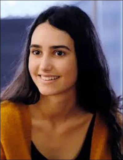 De quoi est passionnée Roxane ?