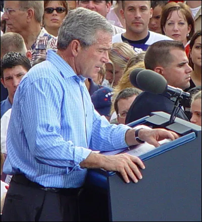 En 2004, George W. Bush est réélu face au démocrate...