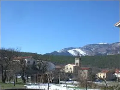 Commune du parc naturel régional des Pyrénées catalanes, Fuilla se situe dans l'ex région ...