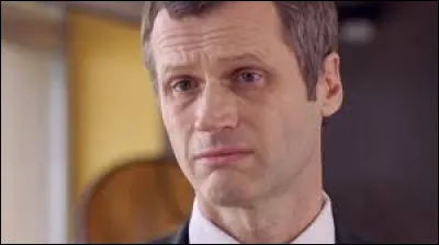 Qui a tué Arnaud, le père de Charlie et Luc ?