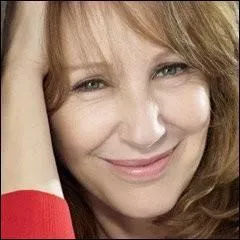 Nathalie Baye est une comdienne au jeu naturel et au rire mlancolique. On ne l'a jamais vu dans ...