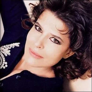 Fanny Ardant est une grande brune au physique et au timbre de voix trs particuliers. Dans quel film n'a-t-elle jamais jou ?
