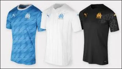 Si vous n'en n'avez pas, je peux toujours vous donner le maillot de/du ______ ça fera l'affaire, tout en ayant la même utilité !