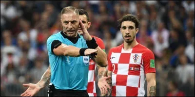 Quel arbitre a été très connu pour le célèbre match Chelsea - Barcelone en demi-finale de la LDC ?